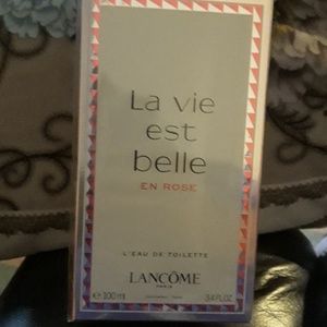 La Vie Est Belle En Rose